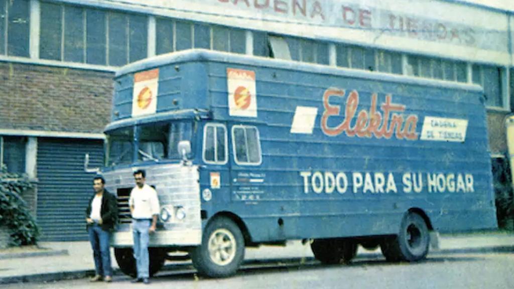 Elektra y el (rentable) negocio de vender a 'pagos chiquitos'